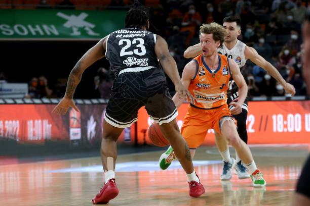 突出的主攻 突出的主攻